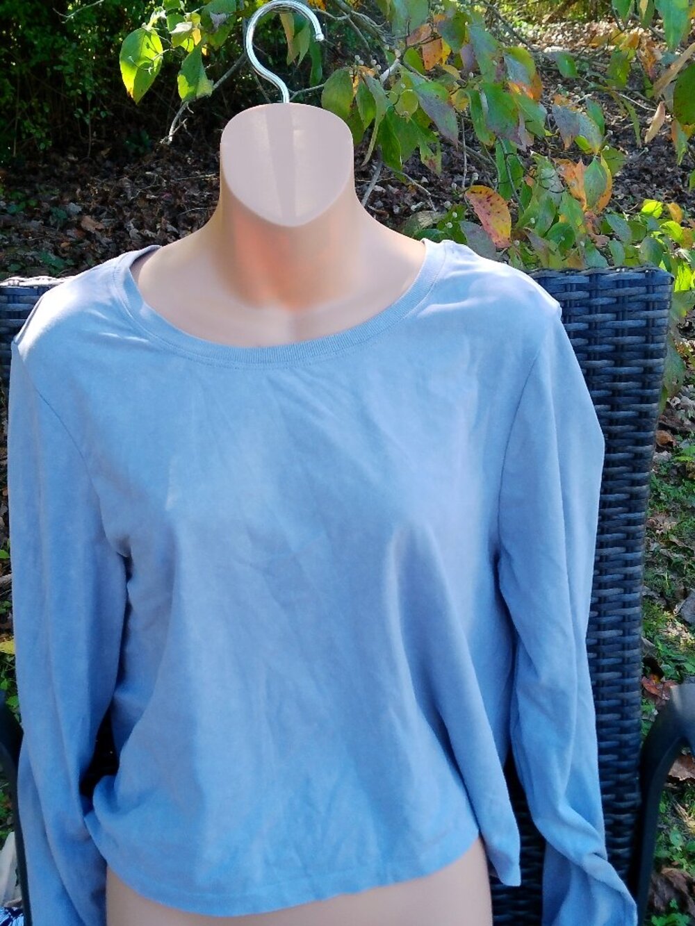 HARMONY AND BALANCE  LONG SLEEVE LIGHT BLUE TOP SIZE LARGE GOOD CONDITION